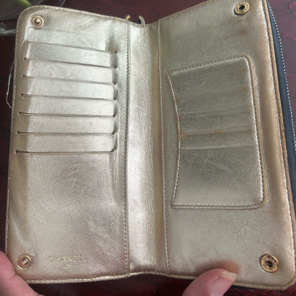 Chanel Denim Wallet - 100% Authentic - Picture 6 of 11